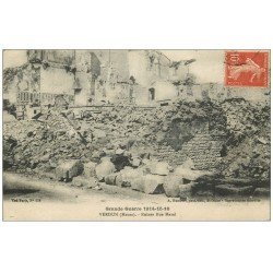 carte postale ancienne 55 VERDUN. Rue Mazel ruines. Guerre 1914-18