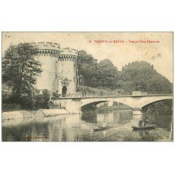 carte postale ancienne 55 VERDUN. Tour Pont Chaussée 1913 Pêcheur sur barque