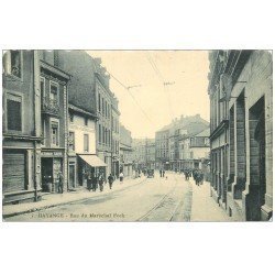 carte postale ancienne 57 HAYANGE HAYINGEN. Rue du Maréchal Foch 1930 . Bords dentelés à la ficelle