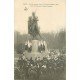 57 METZ. La Foule devant la Statue du Maréchal Ney attendant les Troupes Françaises