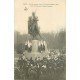 carte postale ancienne 57 METZ. La Foule devant la Statue du Maréchal Ney attendant les Troupes Françaises