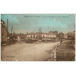 carte postale ancienne 58 CHATILLON-EN-BAZOIS. Avenue de la Gare Rue de la Picherotte. Vieille Pompe à Essence