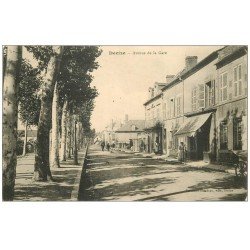 carte postale ancienne 58 DECIZE. Avenue de la Gare 1916