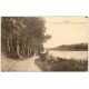 carte postale ancienne 58 LAC DES SETTONS. Chemin de Ronde animé