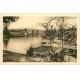 carte postale ancienne 58 LAC DES SETTONS. Digue et Embarcadère