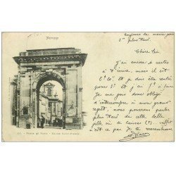carte postale ancienne 58 NEVERS. Porte de Paris. Eglise Saint-Pierre 1901