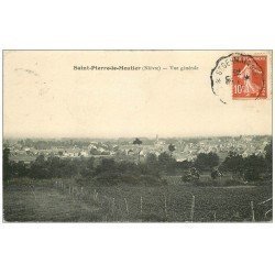 carte postale ancienne 58 SAINT-PIERRE-LE-MOUTIER. Le Village 1906