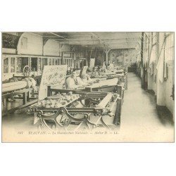 carte postale ancienne 60 BEAUVAIS. Manufacture Nationale. Atelier DD