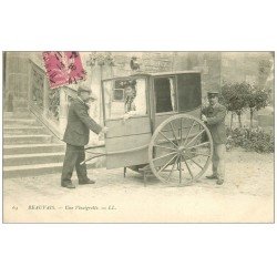 carte postale ancienne 60 BEAUVAIS. Une Vinaigrette. Transport 1915