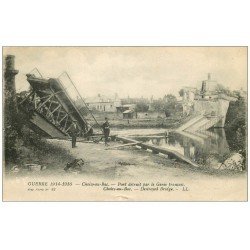 carte postale ancienne 60 CHOISY-AU-BAC. Pont détruit par le Génie