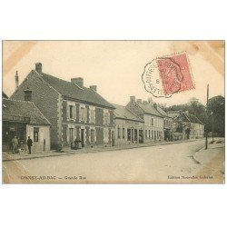 carte postale ancienne 60 CHOISY-AU-BAC. Quincaillerie Epicerie Grande Rue 1905