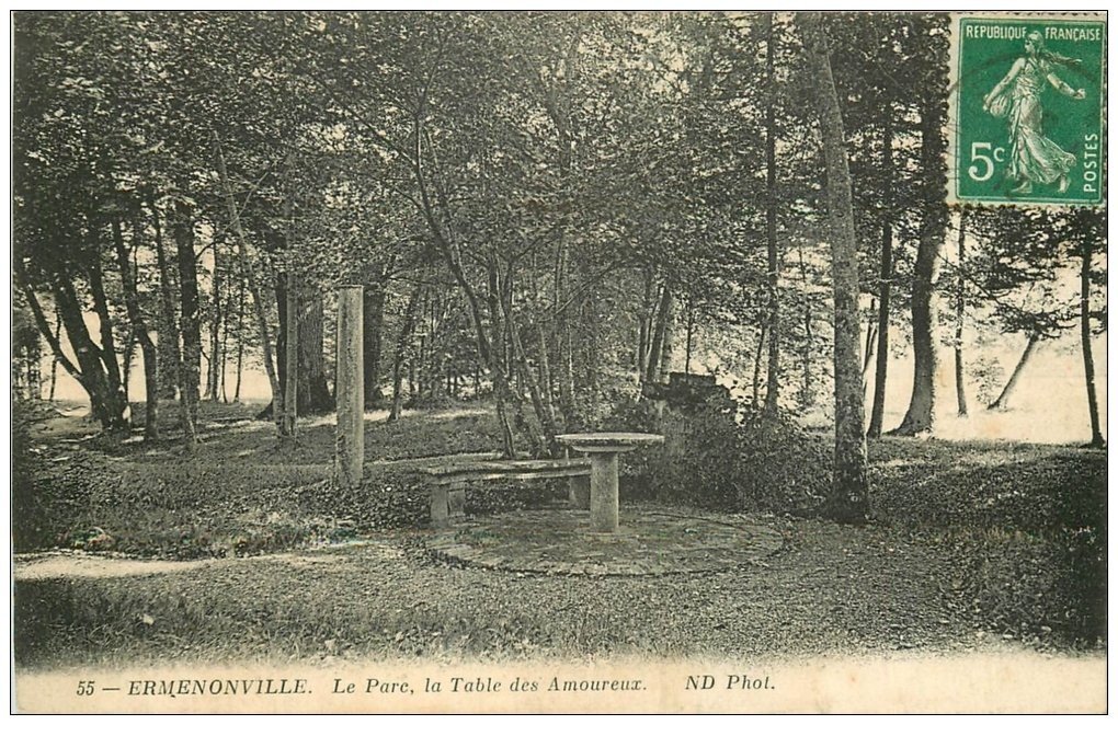 carte postale ancienne 60 ERMENONVILLE. Table des Amoureux au Parc 1912