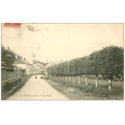 carte postale ancienne 60 LA BOSSE. La Place 1908