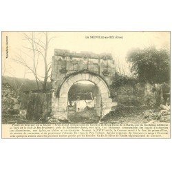 carte postale ancienne 60 LA NEUVILLE-EN-HEZ. Porte du Couvent de la Garde