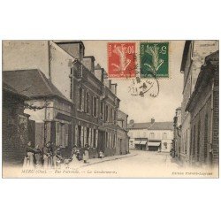 carte postale ancienne 60 MERU. La Gendarmerie Rue Patronale 1918