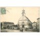 carte postale ancienne 60 MONTAGNY. Animation devant l'Eglise vers 1905