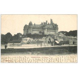 carte postale ancienne 60 PIERREFONDS. Le Château 1904 et Café du Lac animation
