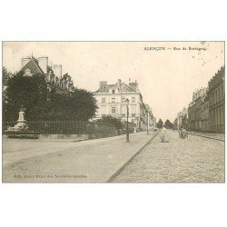 carte postale ancienne 61 ALENCON. Rue de Bretagne 1910