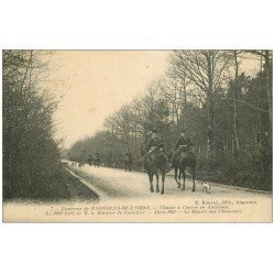 carte postale ancienne 61 ANDAINES. Chasse à Courre. Le Départ des Chasseurs 1915. Marquis de Cornulier