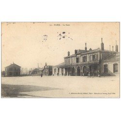 carte postale ancienne 61 FLERS. La Gare 1906