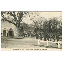 61 LE HARAS DU PIN. 2 Cpa. Le Boute-Selle départ Promenade et Château