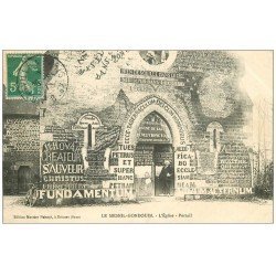 carte postale ancienne 61 LE MESNIL-GONDOUIN. Portail de l'Eglise 1911