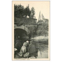 61 SAINTE-MARIE-LA-ROBERT. Lavandière sous le Pont