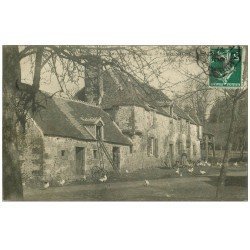 61 SAINT-MICHEL-DES-ANDAINES. Une Ferme bien animée