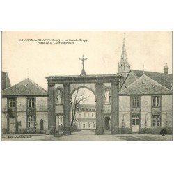 carte postale ancienne 61 SOLIGNY-LA-TRAPPE. Porte de la Cour