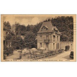 carte postale ancienne 61 TESSE-LA-MADELEINE. Pension de Famille "" La Vieille Madeleine "" 1937
