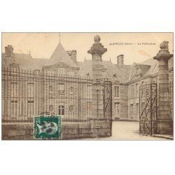 Superbe Lot 10 Cpa 61 ALENCON. Château, Caisse Epargne, Hôtel de Ville, Les Promenades, Préfecture, Eglise....