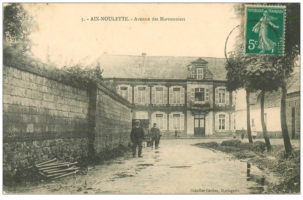 carte postale ancienne 62 AIX-NOULETTE. Avenue des Marronniers