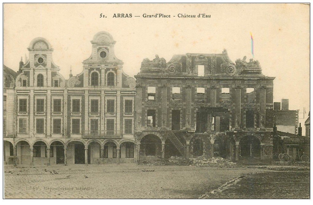 carte postale ancienne 62 ARRAS. Château d'Eau Grand'Place