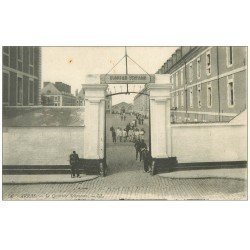 carte postale ancienne 62 ARRAS. Le Quartier Schramm 1911 Militaires et Sentinelles