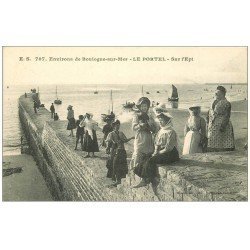 62 LE PORTEL. Femmes Elégantes sur l'Epi