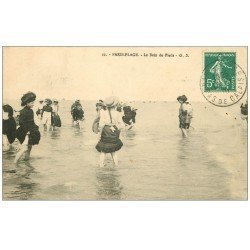 carte postale ancienne 62 LE TOUQUET-PARIS-PLAGE. Le Bain de Pieds 1910
