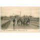 carte postale ancienne 62 LE TOUQUET-PARIS-PLAGE. Pêcheuses sur le Pont. Métiers de la Mer