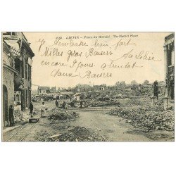 carte postale ancienne 62 LIEVIN. Guerre 1914-18. Place du Marché 1920 La Ruche