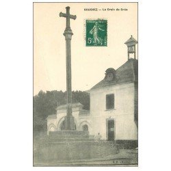 carte postale ancienne 62 SOUCHEZ. La Croix de Grés et Mairie 1908