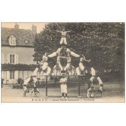 carte postale ancienne 71 AUTUN. Pyramide. Jeune Garde Autunoise