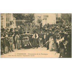 carte postale ancienne 13 TARASCON. Procession de la Tarasque