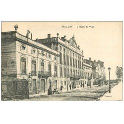 carte postale ancienne 71 MACON. Hôtel de Ville. Carte très fine...