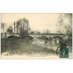 carte postale ancienne 71 SAINT-YAN. Pont sur l'Arconce 1910