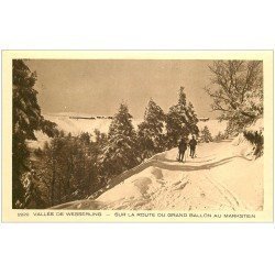 carte postale ancienne 68 WESSERLING. Skieurs Route du Grand Ballon au Markstein