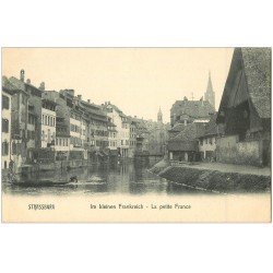 carte postale ancienne 67 STRASBOURG STRASSBURG. La Petite France avec pêcheur