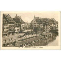 carte postale ancienne 67 STRASBOURG STRASSBURG. Quai des Bateliers bateau Lavoir 1931