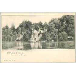 carte postale ancienne 67 STRASBOURG STRASSBURG. Wasserfall in der Orangerie vers 1900