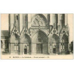 carte postale ancienne 14 BAYEUX. Cathédrale Portail principal