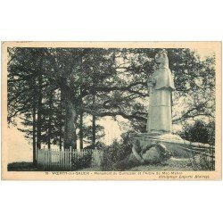 carte postale ancienne 67 WÖRTH SUR SAUER. Monument Cuirassier et Arbre de Mac-Mahon 1933