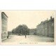 carte postale ancienne 69 BAGNOLS. Animation Place de la Mairie